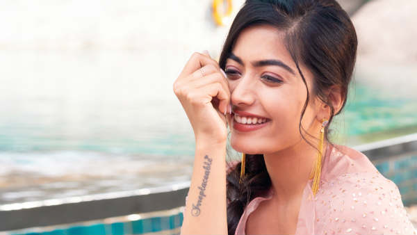 முன்னாள் காதலர்களுடன்