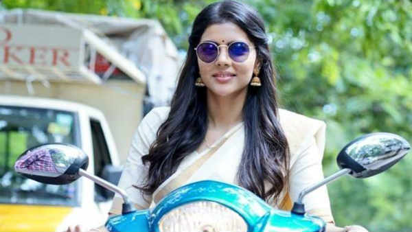Shobana is acting in the varane avashyamund film after a long time ! Shobana is acting in the varane avashyamund film after a long time !