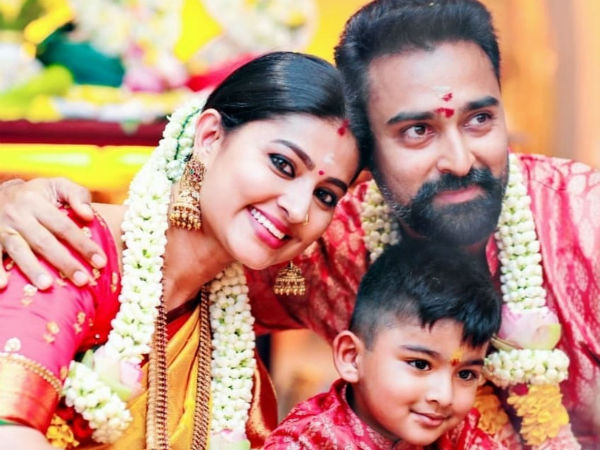 Sneha, prasanna blessed with girl baby Sneha, prasanna blessed with girl baby