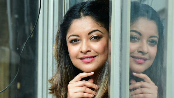 ஏமாற்றுவது எளிது