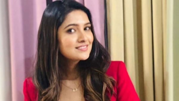 Serial actress vani bhojan new photoshoot Serial actress vani bhojan new photoshoot