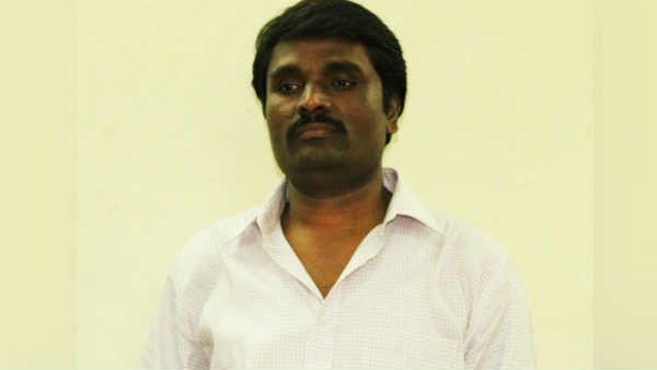 அன்புச்செழியன் வீட்டில்