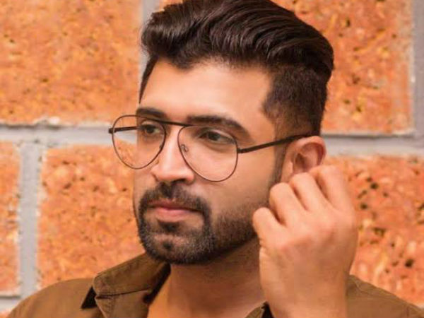 Arunvijay dances with college students! Arunvijay dances with college students!