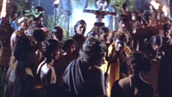 எங்கே பூஸ்?