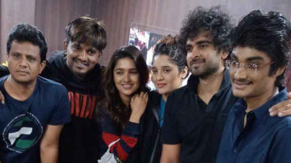 https://tamil.filmibeat.com/news/silence-movie-to-be-relased-on-april-2-068031.html https://tamil.filmibeat.com/news/silence-movie-to-be-relased-on-april-2-068031.html