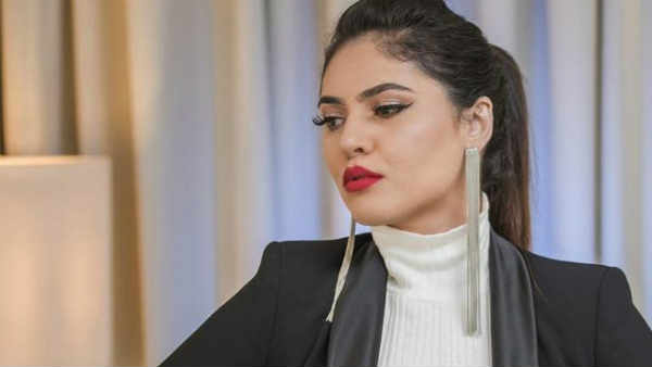 Bigg Boss Tamil 3s Sherin pictures go viral Bigg Boss Tamil 3s Sherin pictures go viral