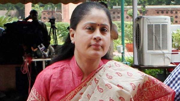 கல்லுக்குள் ஈரம்