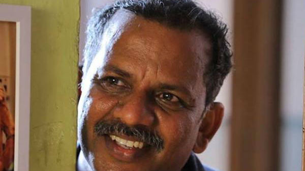 ரெட்டச்சுழி இயக்குனர்