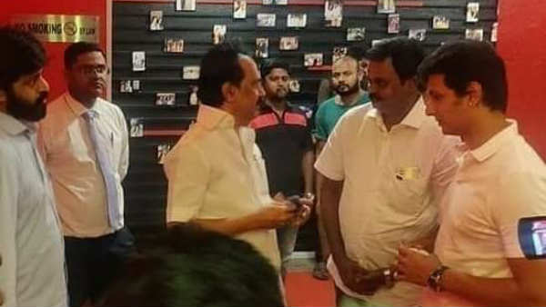 Stalin praises the movie Gypsy Stalin praises the movie Gypsy