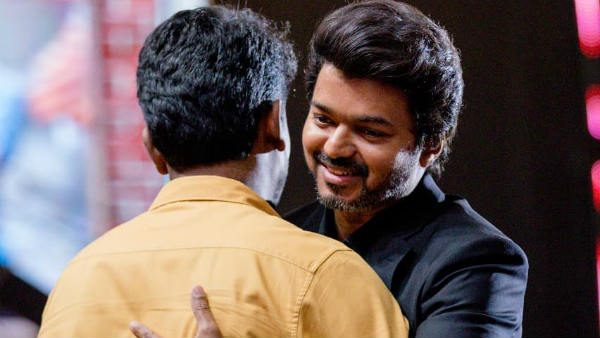 கட்டிப்பிடித்த விஜய்