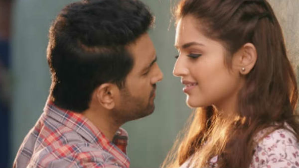 யார் ஹீரோயின்