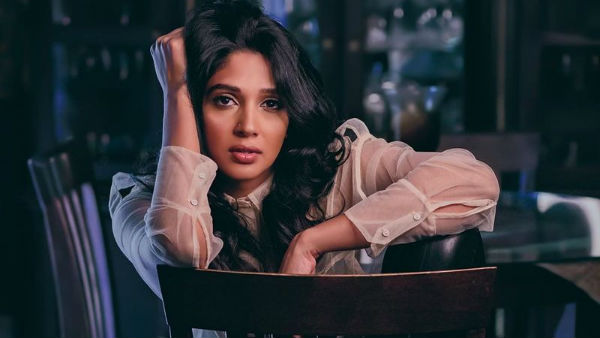 Malayala Nyla usha latest pictures Malayala Nyla usha latest pictures