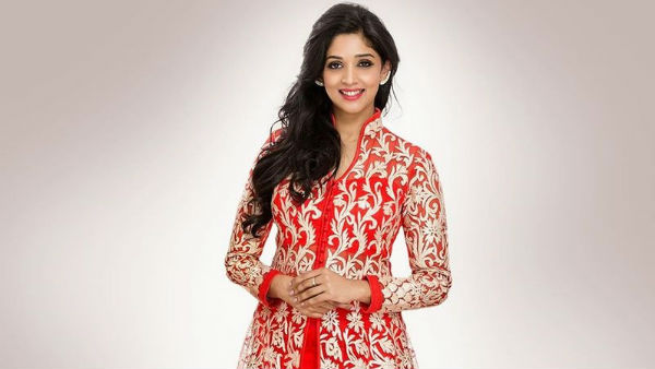 Malayala Nyla usha latest pictures Malayala Nyla usha latest pictures