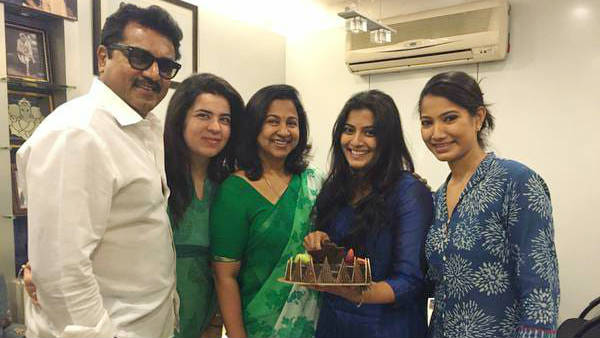 Radhika Sarathkumar is a viral photo of her granddaughter Radhika Sarathkumar is a viral photo of her granddaughter
