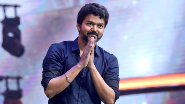விஜய் நிதியுதவி