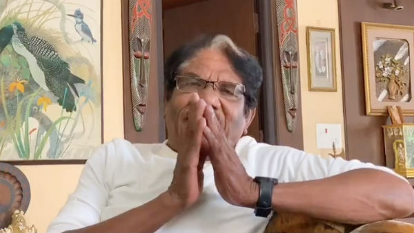 மீண்டும் ஒரு மரியாதை