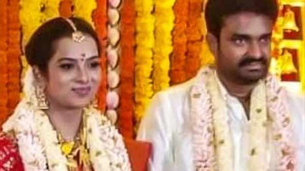 பிரபலங்கள் வாழ்த்து