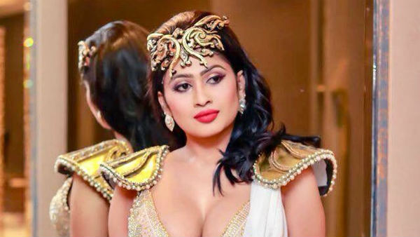 முடிந்த அளவுக்கு கவர்ச்சி