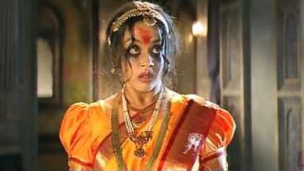 890 நாட்கள்