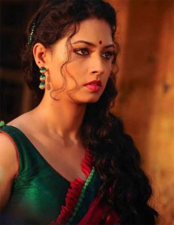 ஜேஜே அறிமுகம்