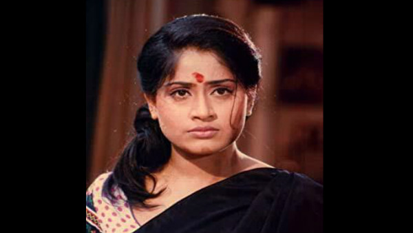கல்லுக்குள் ஈரம்