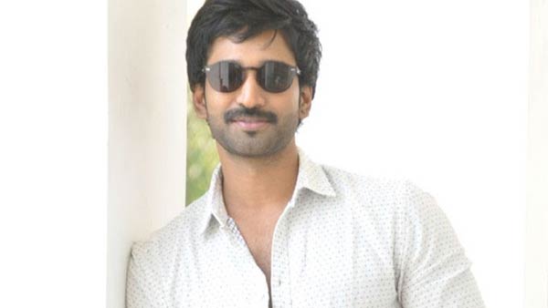 யாகாவாராயினும் நாகாக்க