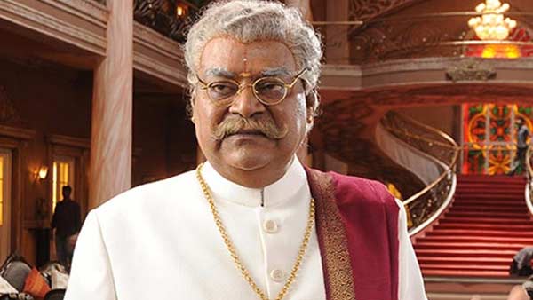வயதான தோற்றத்தில்