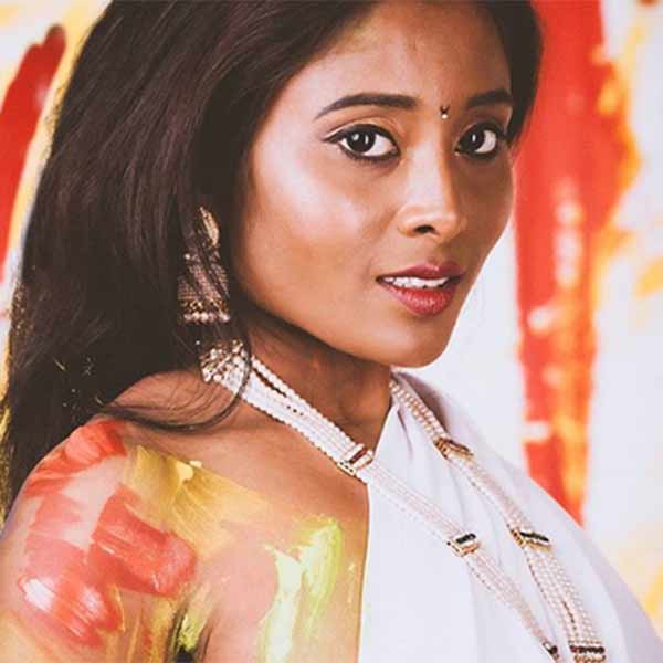 ஜாக்கெட் அணியாமல்