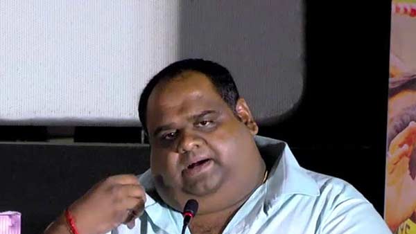தயாரிப்பாளர் ரவீந்திரன்