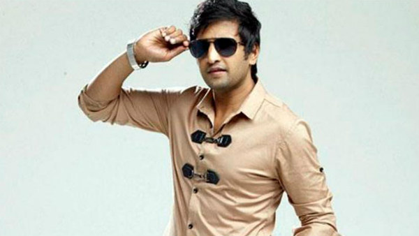 Santhanam to play three roles in Biskoth film Santhanam to play three roles in Biskoth film