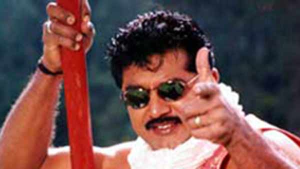 மகிழ்ச்சியுடன் கொண்டாடி