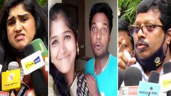 கொஞ்சி விளையாடுகிறார்
