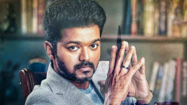 ஆடை வடிவமைப்பாளர்