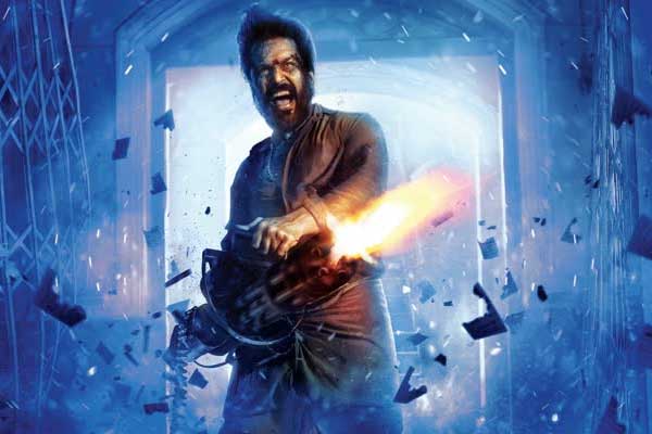 தெறிக்கவிட்ட கைதி