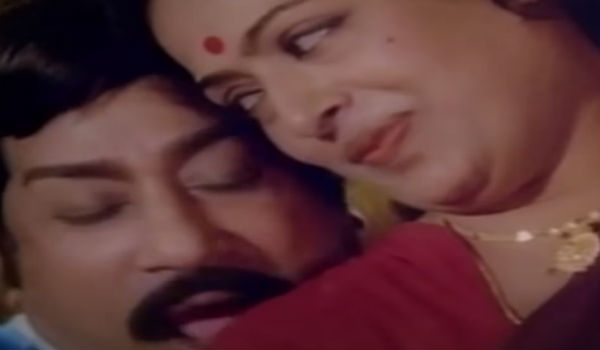 புன்னகை அரசி