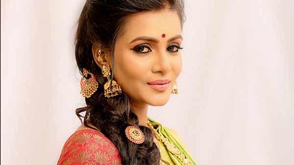 வரம்பு மீறி பேசி வருகிறார்