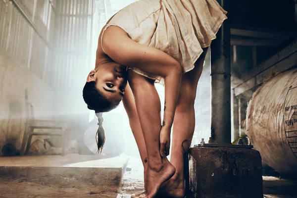 வித்தியாசமான முறையில்