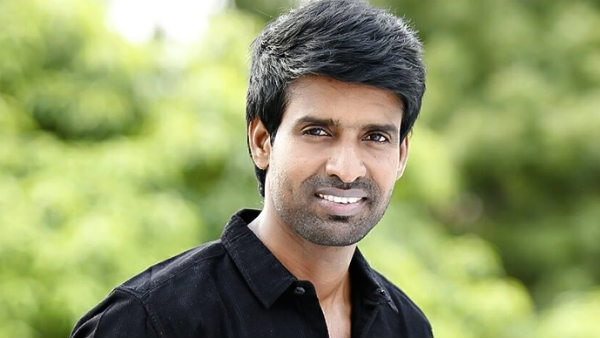 கதாநாயகனாக நடிக்கிறார்