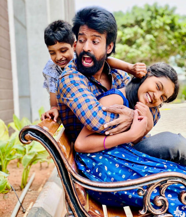அதிர்ச்சியில் ஆழ்ந்துள்ளார்