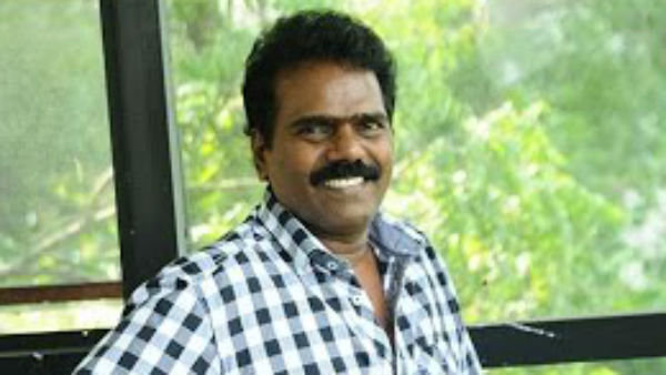 வெள்ளை உடை உடுத்தி