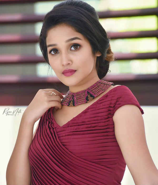 சட்டென பார்க்க..