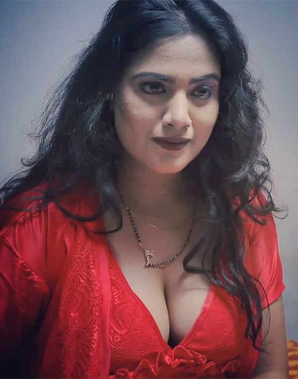 விளாசிய நெட்டிசன்ஸ்