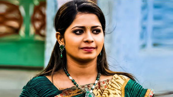 கையை அறுத்துக் கொண்டு