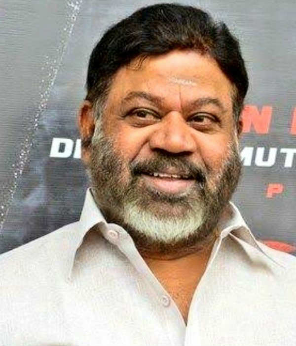 உதவி இயக்குனராக