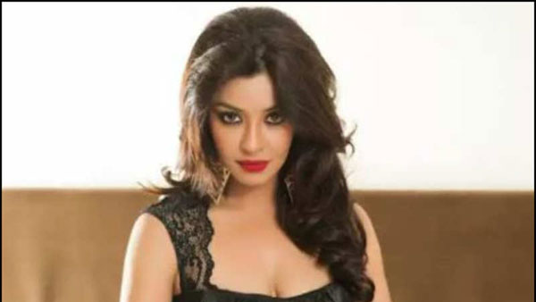 ஆதரவும் எதிர்ப்பும்