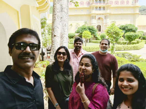 ராதிகா சரத்குமார்