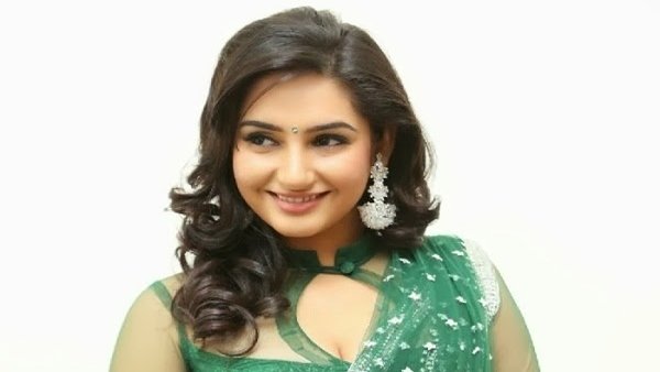 ராகிணி திவேதி