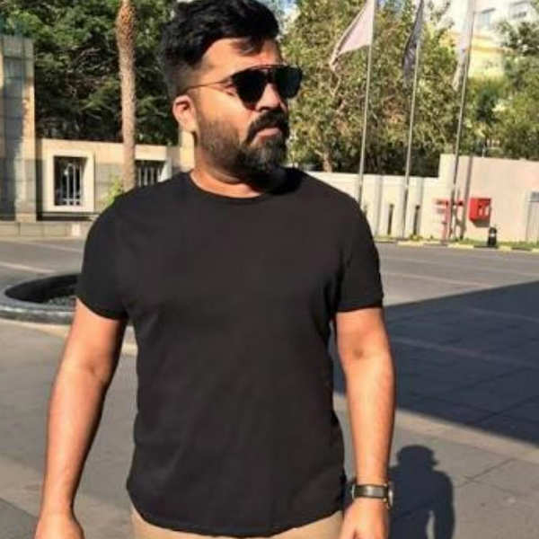 முன்னோக்கி நகர்த்த