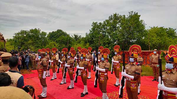 அர்ஜுன் நேரில் அஞ்சலி