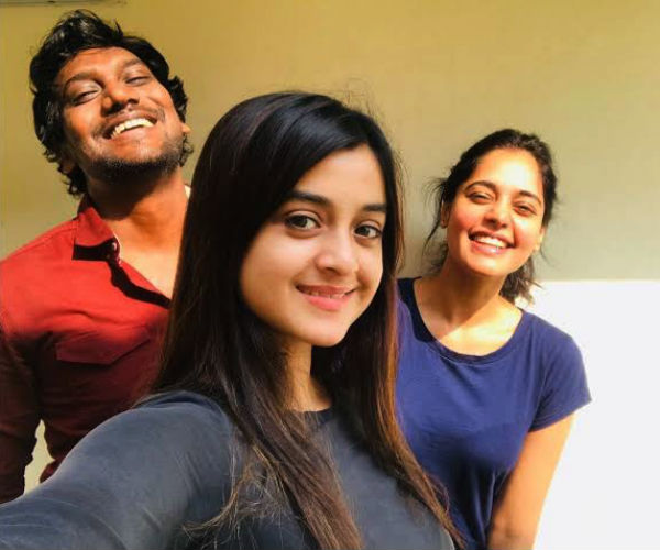 காதல் ததும்பத்ததும்ப